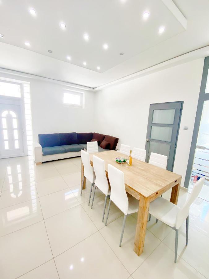 Luxury Apartment In The Centre Ac Parking Garden Budapesta Exterior foto