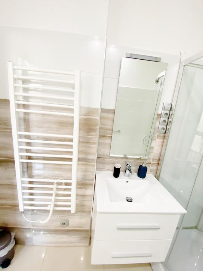 Luxury Apartment In The Centre Ac Parking Garden Budapesta Exterior foto