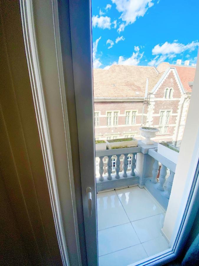 Luxury Apartment In The Centre Ac Parking Garden Budapesta Exterior foto